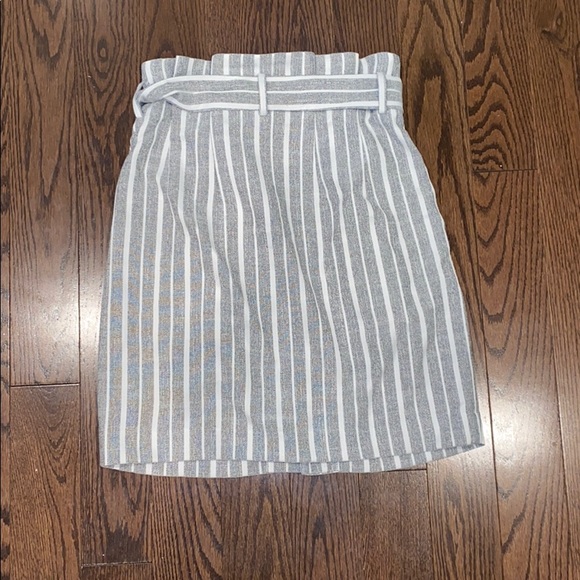 H&M skirt - Picture 2 of 2